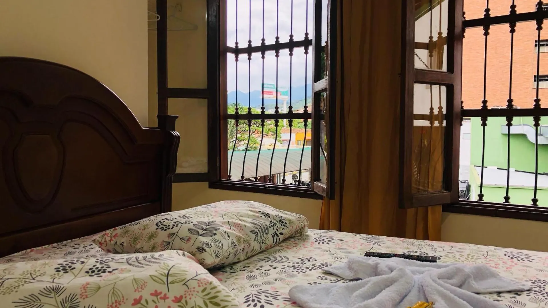 ****  Hotel Casa Gustadora Cali Colombia